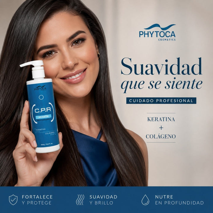 Mujer sonriente sosteniendo el tratamiento capilar profesional Phytoca USA C.P.R Keratin con colágeno para cabello dañado