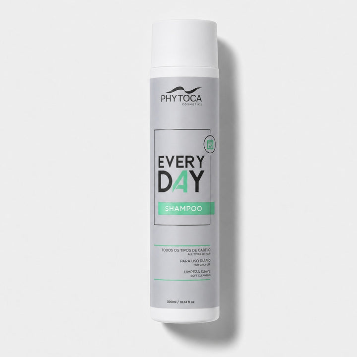 Botella de champú Phytoca USA Every Day para uso diario, formulado con colágeno y queratina para todo tipo de cabello.