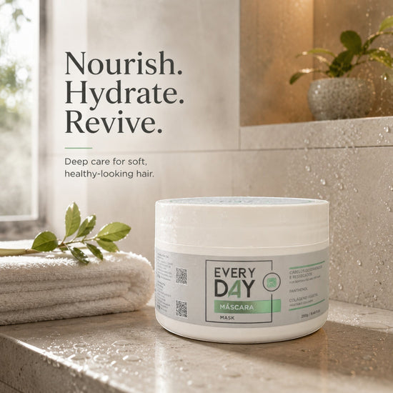 Mascarilla capilar Phytoca USA Every Day en envase blanco sobre superficie de piedra con toalla y planta