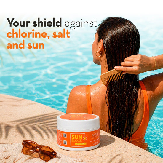 Mascarilla capilar Phytoca USA Sun Block en tarro naranja junto a una mujer con cabello mojado en una piscina